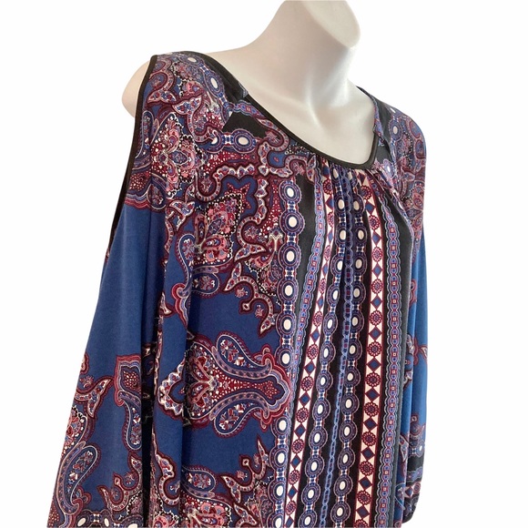 CB | Cold Shoulder Tunic / Top - Picture 9 of 11